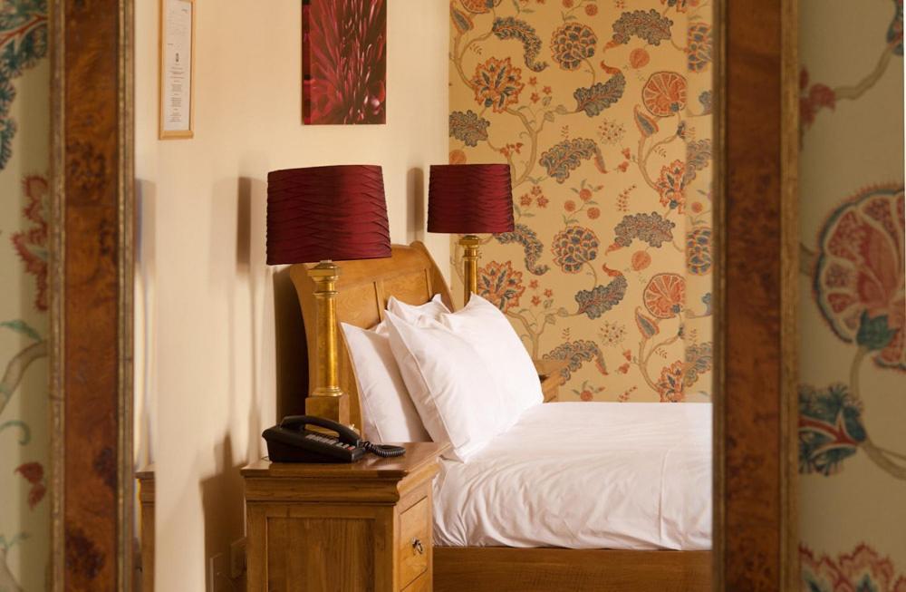 The Thomas Paine Hotel เทตฟอร์ด ภายนอก รูปภาพ