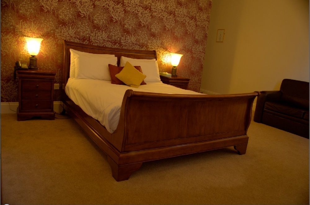 The Thomas Paine Hotel เทตฟอร์ด ภายนอก รูปภาพ